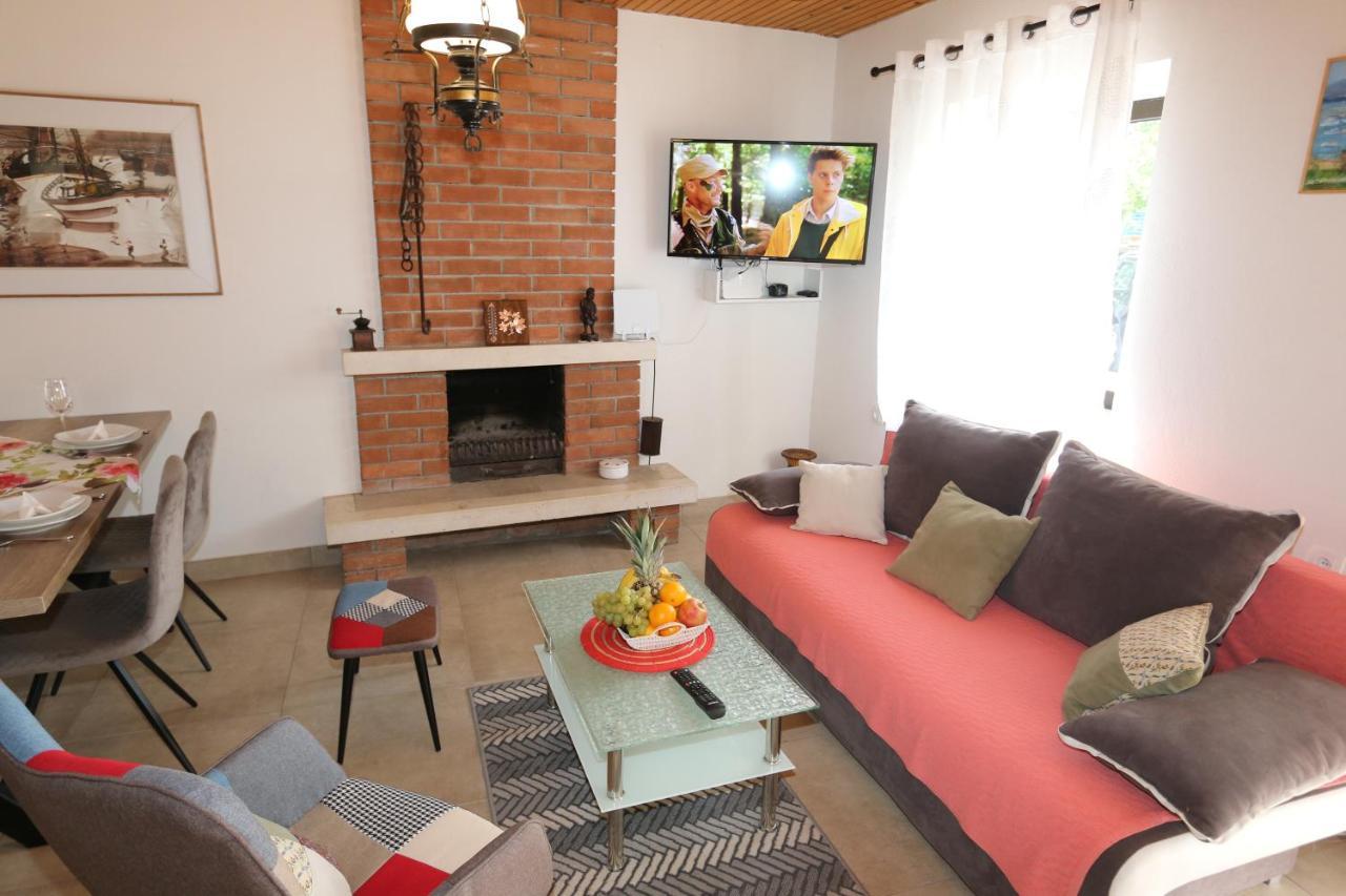 הוילה קלימנו House Zbasnik מראה חיצוני תמונה